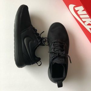 Nike Roshe Two brand new